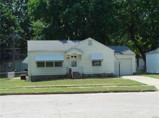 10201 Cabot Dr, Saint Louis, MO