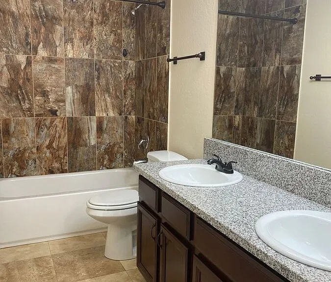 17648 W Lisbon Ln — Photo 17