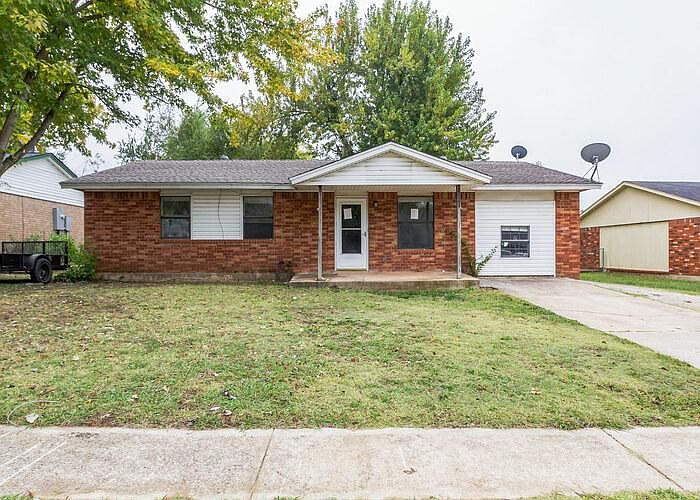 1st image of 504 Holsey Dr