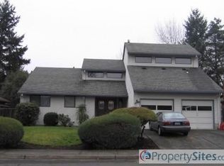 16232 SW Bridle Hills Dr, Beaverton, OR 97007