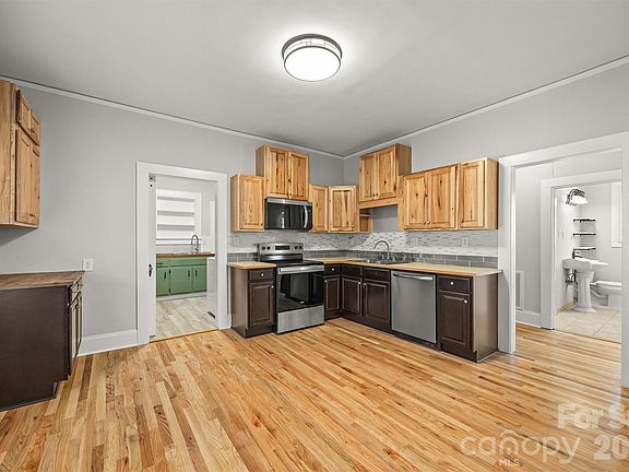 4th image of 620 Charlotte Ave
