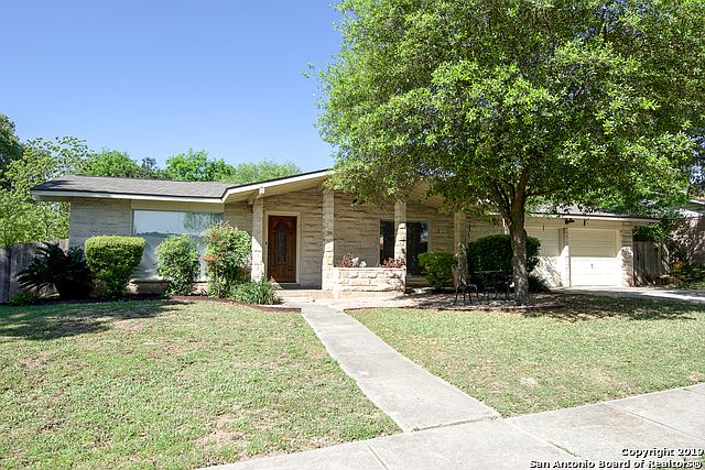 1st image of 310 Serenade Dr