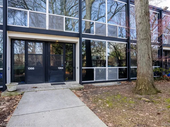 1364 Joliet Pl, Detroit, MI 48207