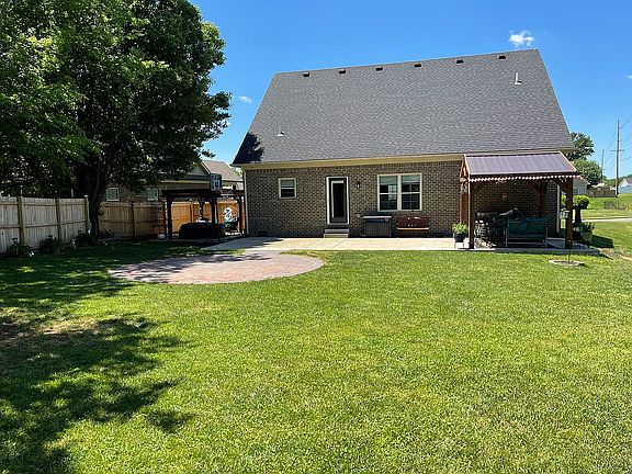2nd image of 3068 Equestrian Ct