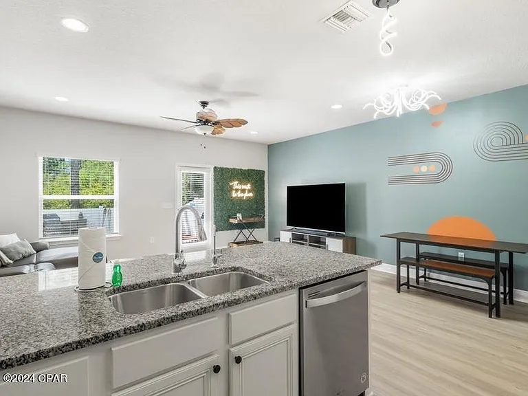 7654 Shadow Lake Dr — Photo 14