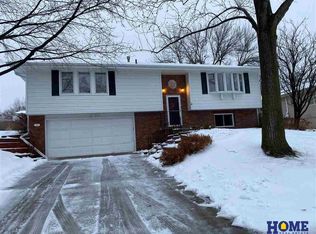 4811 Starling Dr, Lincoln, NE 68516