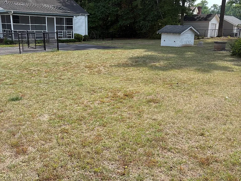 1712 Bethlehem Rd — Photo 3