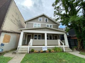 Indianola Ave 2567-2569 WACPM