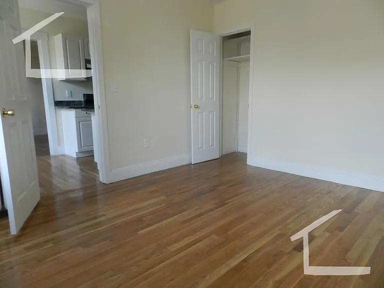 34 Quint Ave #21U — Photo 5