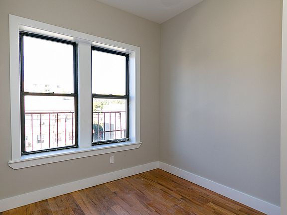 5th image of 566 Maple St APT 3A