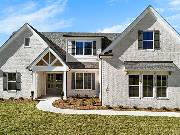 2nd image of 385 Poppy Pl