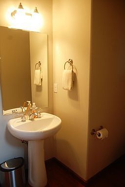 5th image of 2132 NW 9th Ave