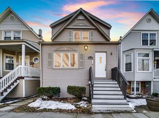 3652 N Richmond St #1, Chicago, IL 60618