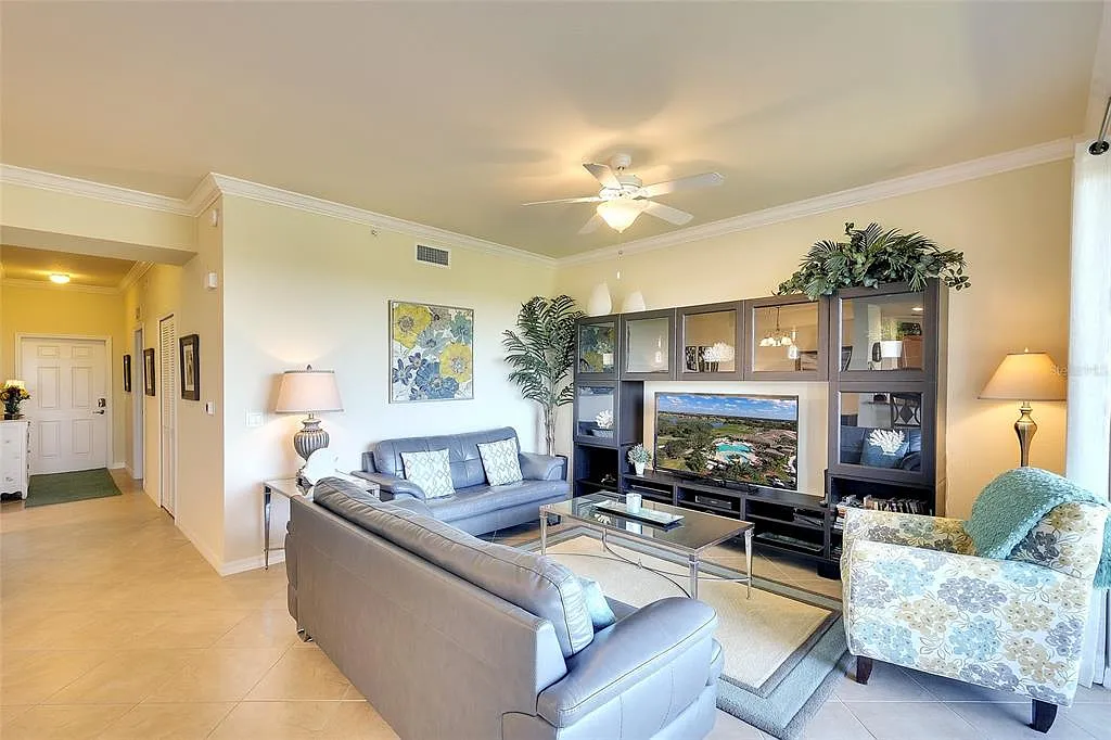 2 bed, 2.0 bath, 1232 sqft, $2,500 — Photo 1