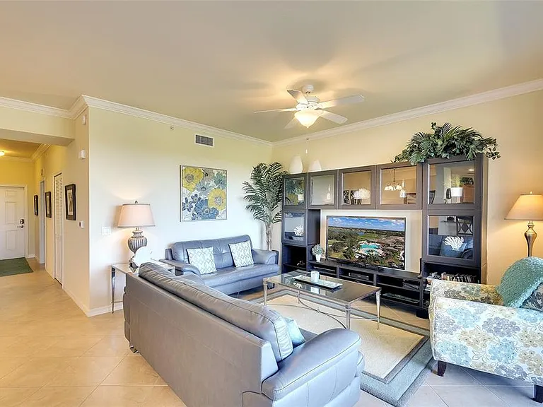 7121 River Hammock Dr #303 — Photo 1