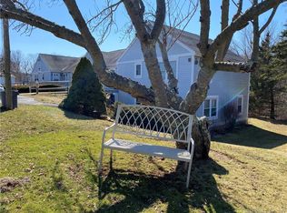 21 Mill Pond Ln APT F, Durham, CT 06422