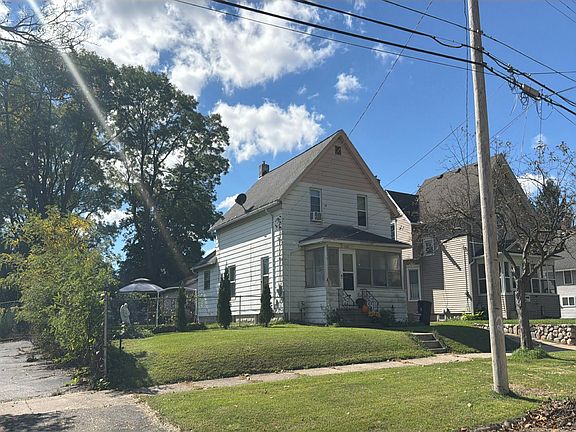 3rd image of 1521 Joy Ave
