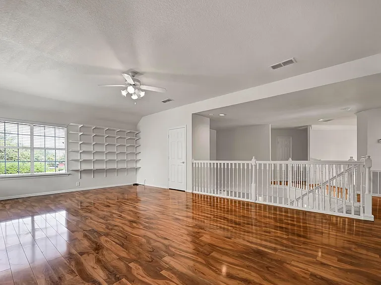 306 Canyon Lake Dr — Photo 27