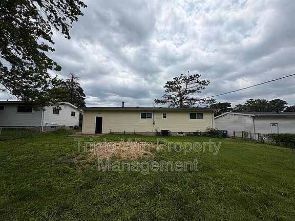 5th image of 1315 Bobolink Dr