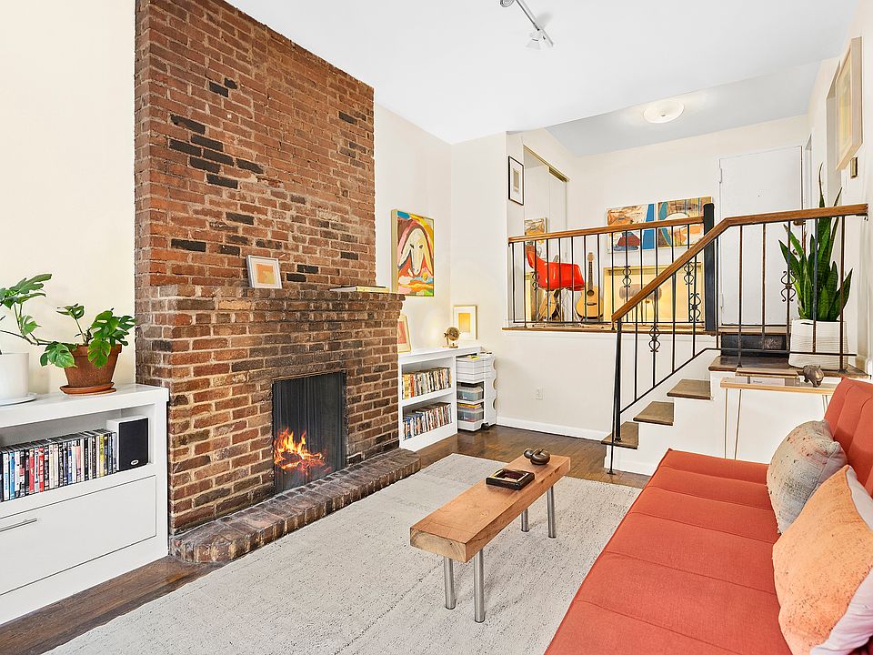 1st image of 344 W End Ave APT 6