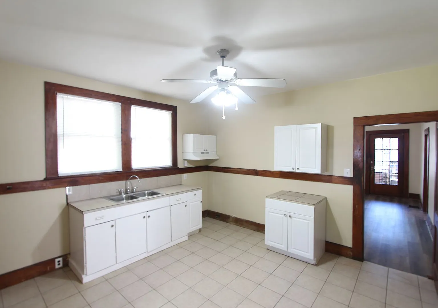 New On The Market!! Will not last long at this price. Better Hurry!! — Photo 4
