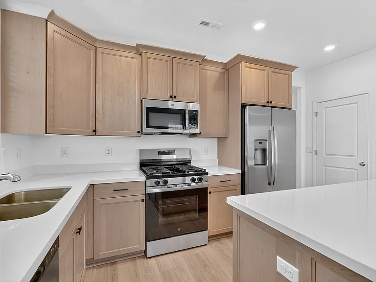 12636 S Mine Loop Ln — Photo 6