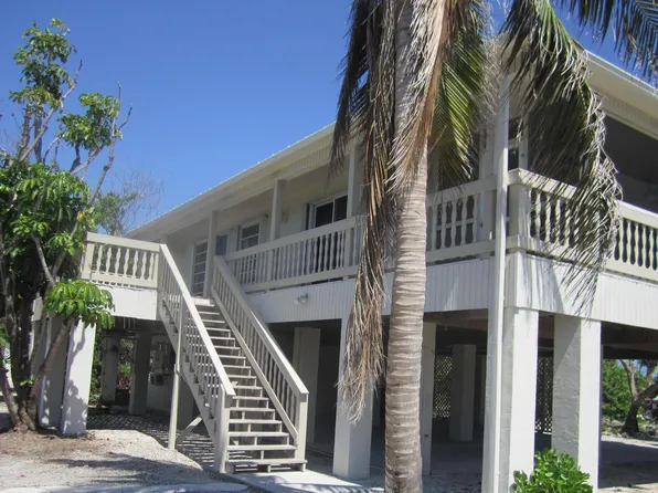 17165 Wahoo Ln, Sugarloaf Key, FL 33042