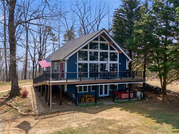 128 Freds Summit Pl, Mountain Rest, SC 29664