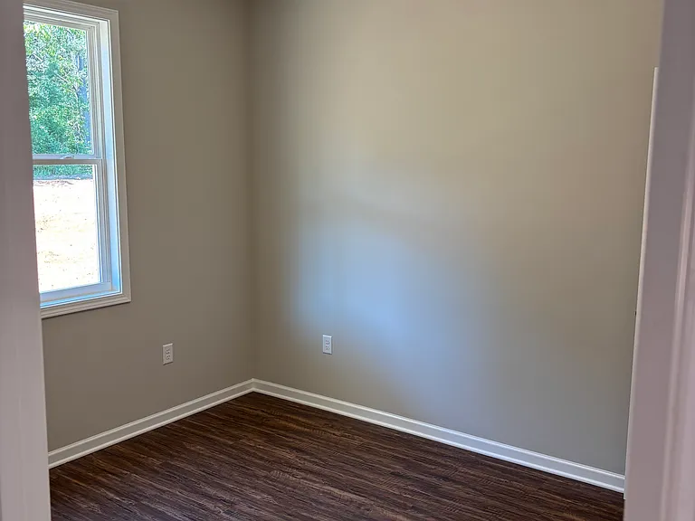 115 Tiffany Park Cir #B — Photo 6