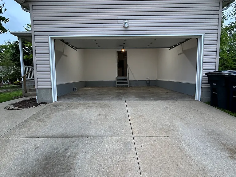 2595 Ellet Ave — Photo 15