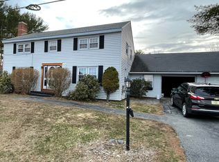 749 S Main St, Auburn, ME 04210