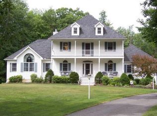 9 Michelle Ave, Pelham, NH 03076