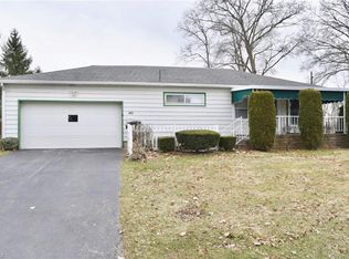 140 Smithfield St, Struthers, OH 44471