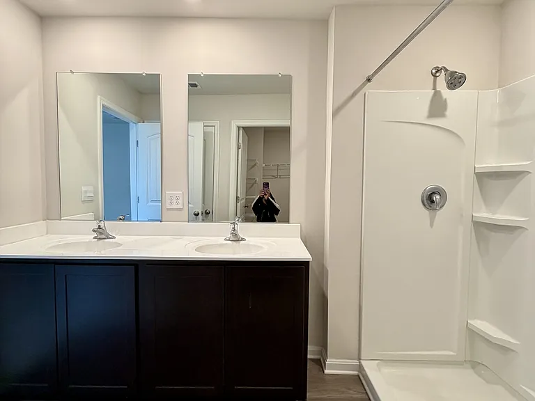 633 Currant Cir — Photo 23