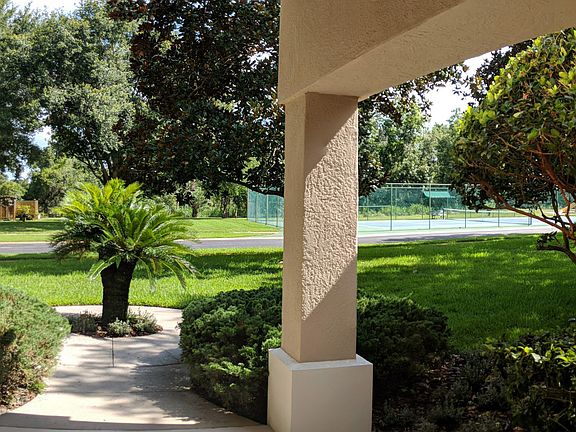3rd image of 16715 Bay Club Dr