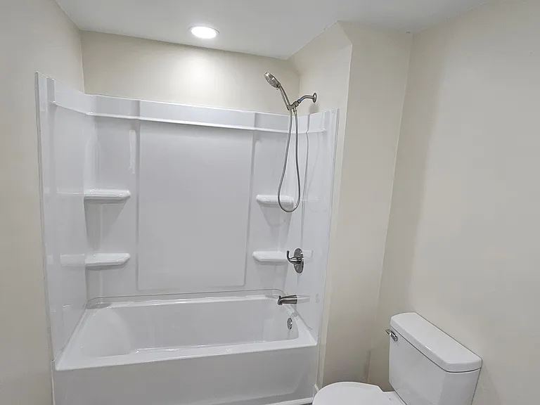 507 E Water St — Photo 13