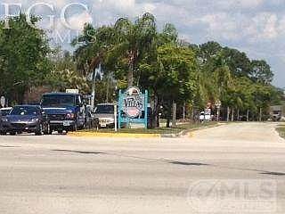 Entrance to Fort Myers Villa's