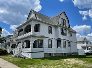 90 Surrey St, Medford, MA 02155