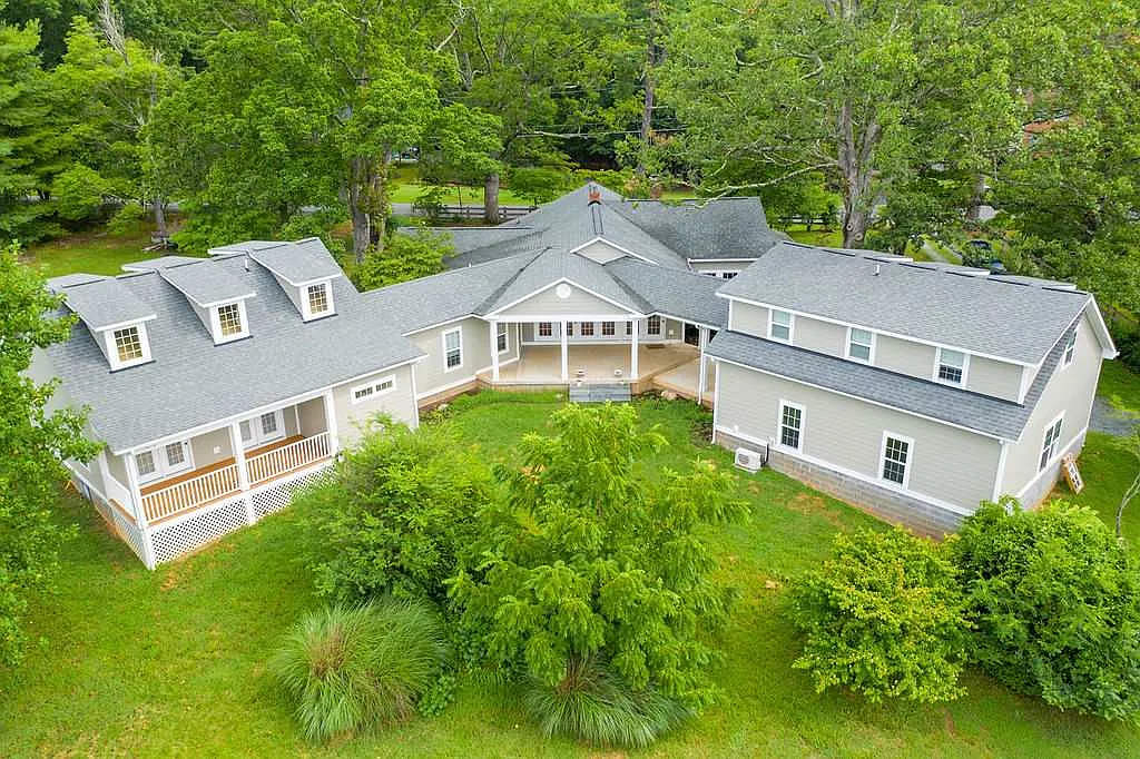 1327 Tilman Rd photo 1
