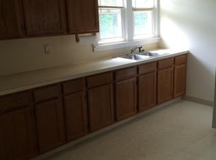 12 Belmont St #2, Norwich, CT 06360
