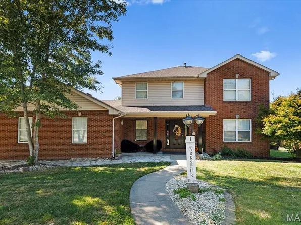 1 Larkspur Dr, New Baden, IL 62265