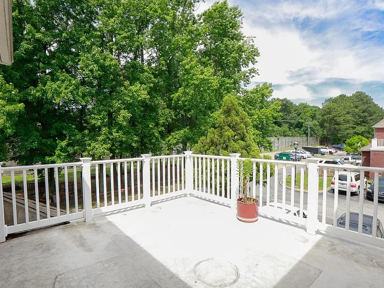 179 Herman Melville Ave — Photo 23