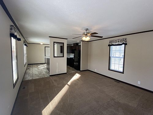 3rd image of 317 Kennedy Ct