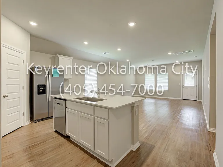 2809 Tracys Mnr — Photo 6