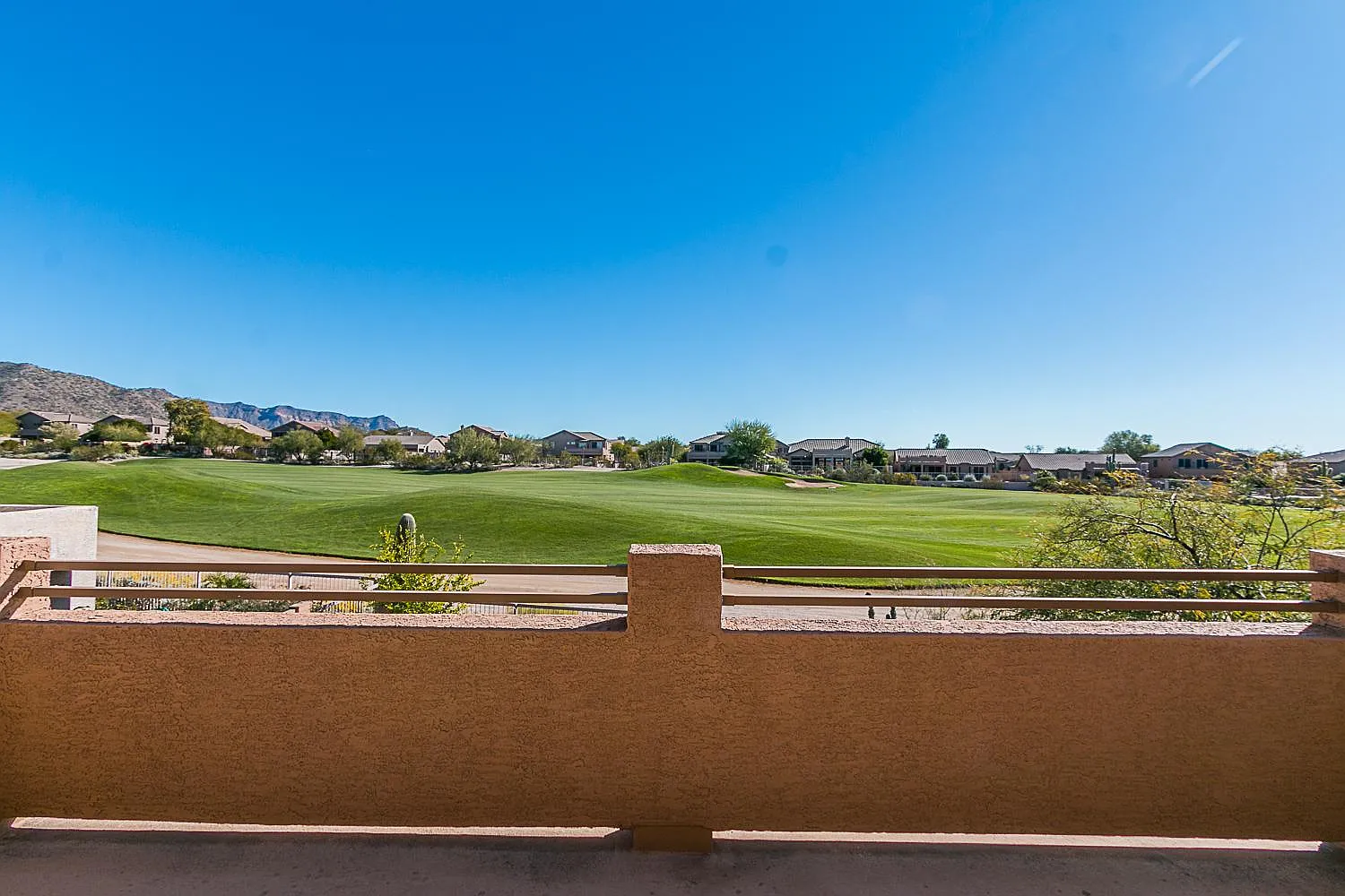 4 bed, 2451 sqft, $3,899 — Photo 4
