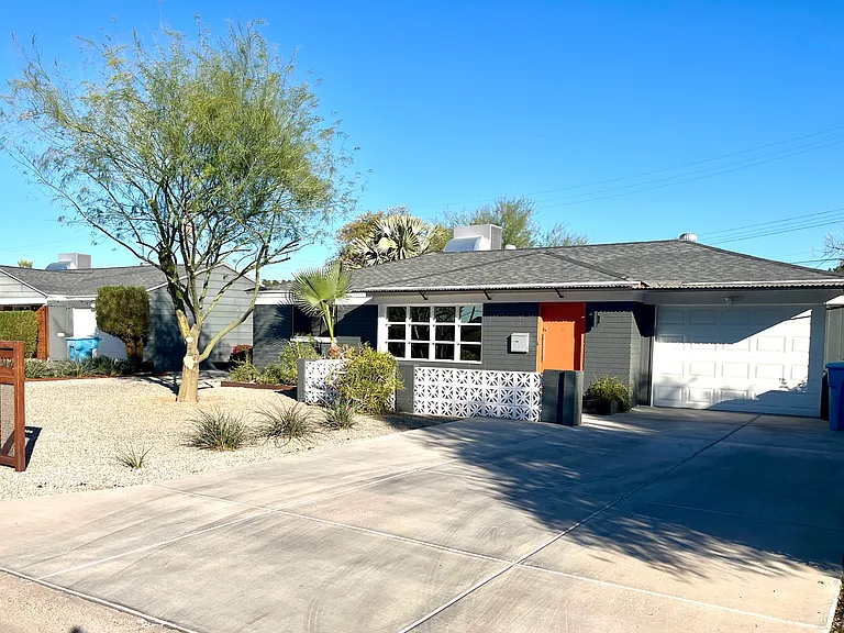 312 W Glenrosa Ave — Photo 27
