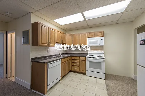 524 Cambridge St #5T Photo 1