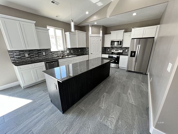 3rd image of LOT B13 Diamond Ridge Dr