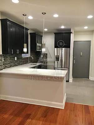 Rented by Peter Ashe | media 17