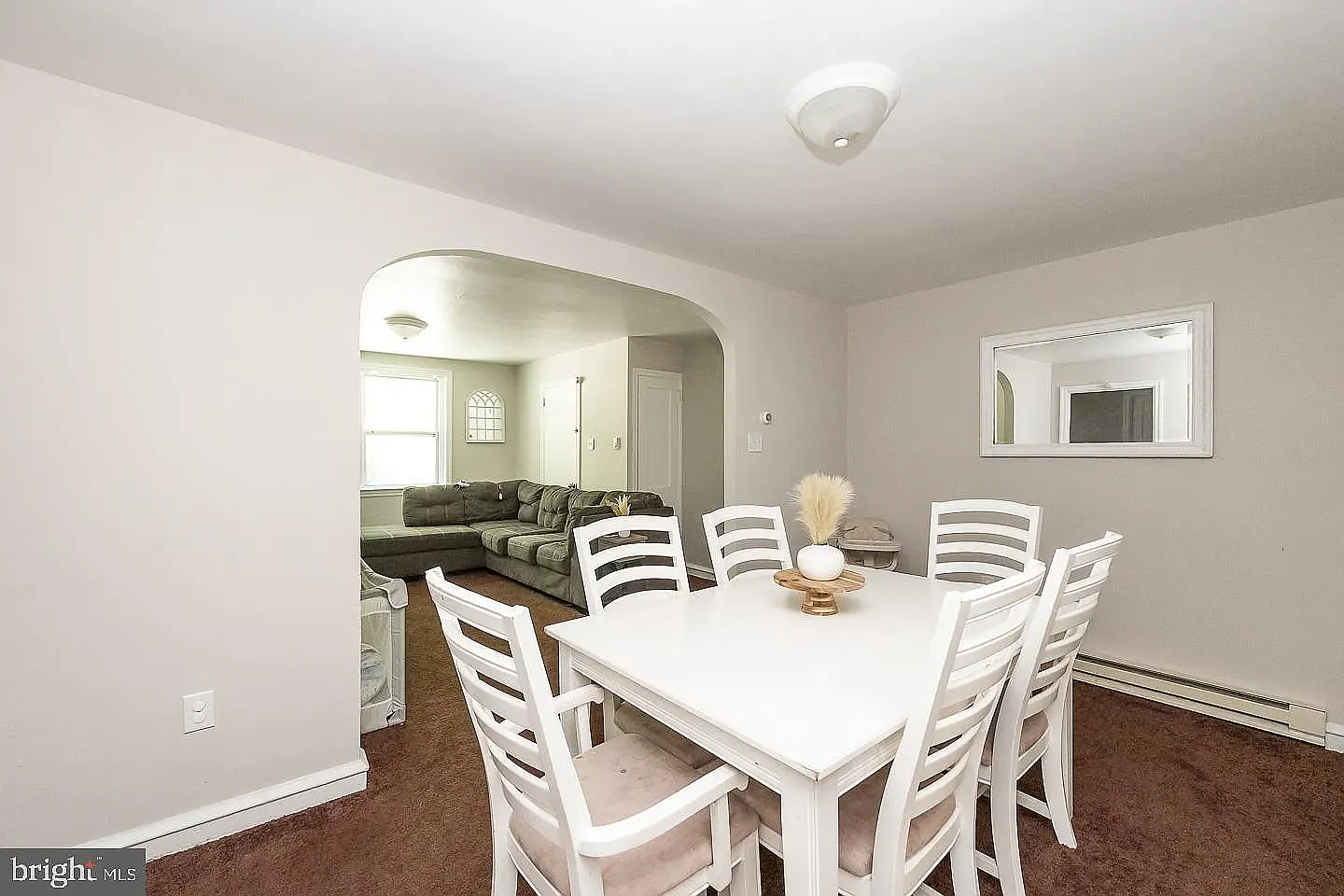 3 bed, 1500 sqft, $2,700 — Photo 4